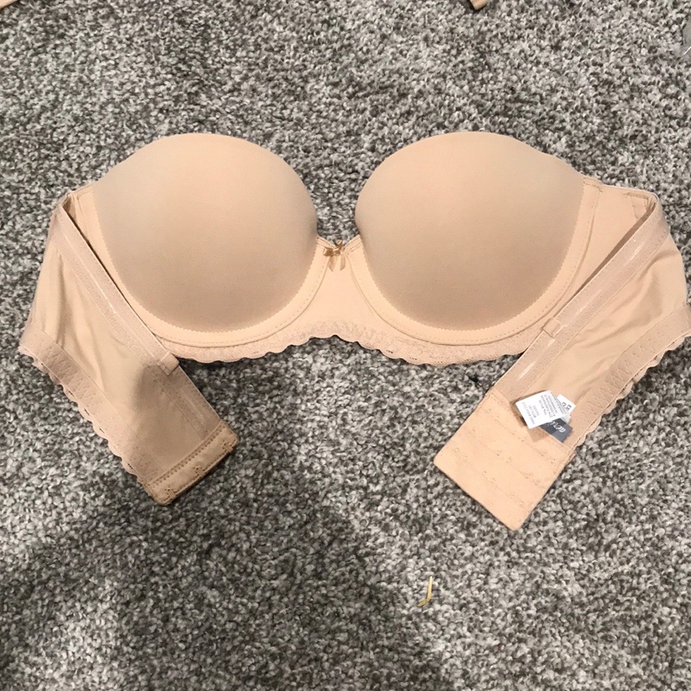 Bra - Picture 1 of 4
